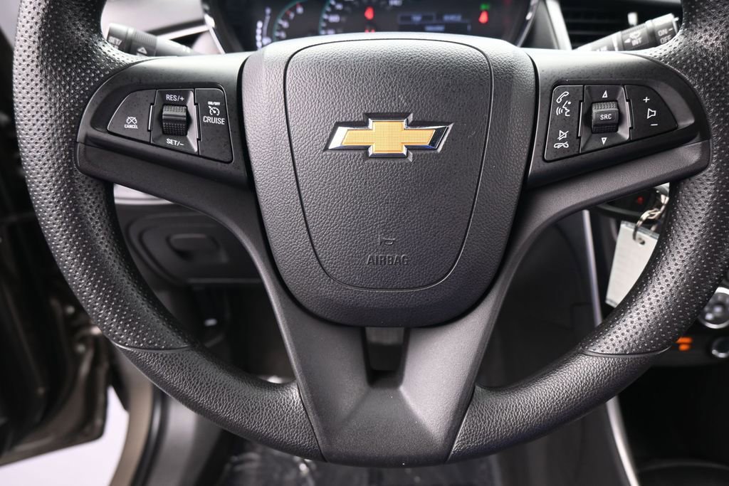 Used 2021 Chevrolet Trax LS w/ Tint and Cruise Package FWD image 29