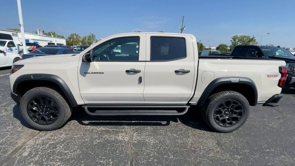 New 2026 Chevrolet Colorado Trail Boss AWD/4WD image 7