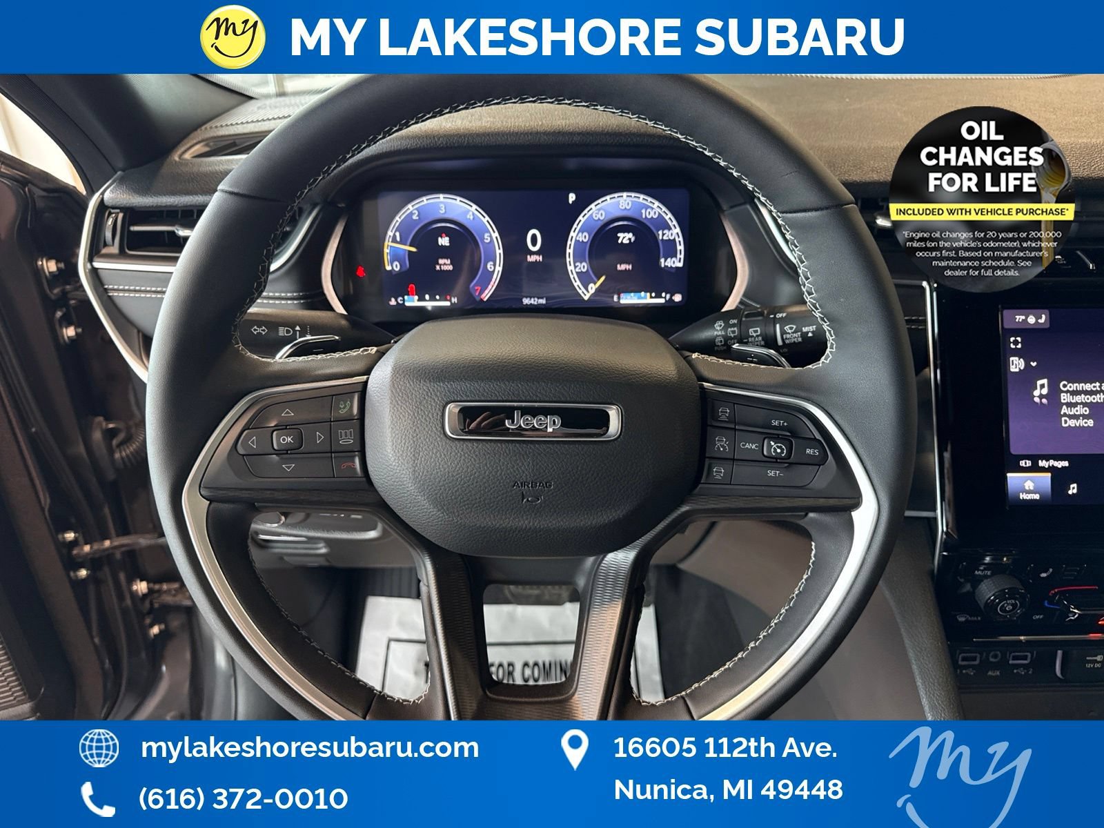 Used 2025 Jeep Grand Cherokee Altitude AWD/4WD image 20