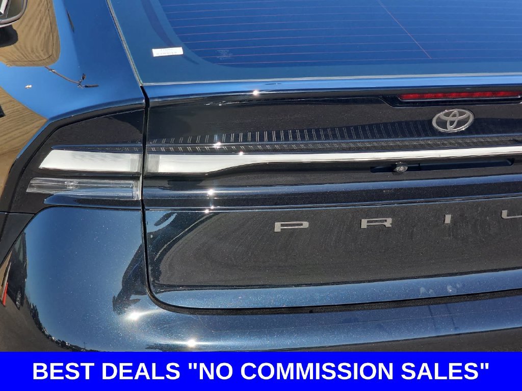 Used 2026 Toyota Prius Plug-In Hybrid FWD image 40