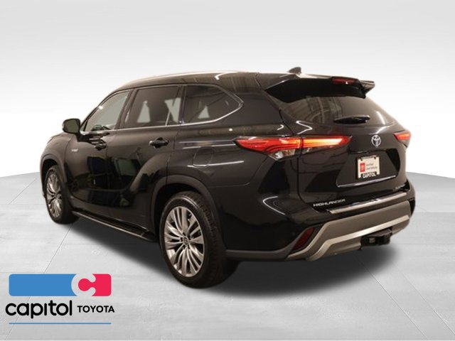 Certified 2021 Toyota Highlander Platinum AWD/4WD image 5