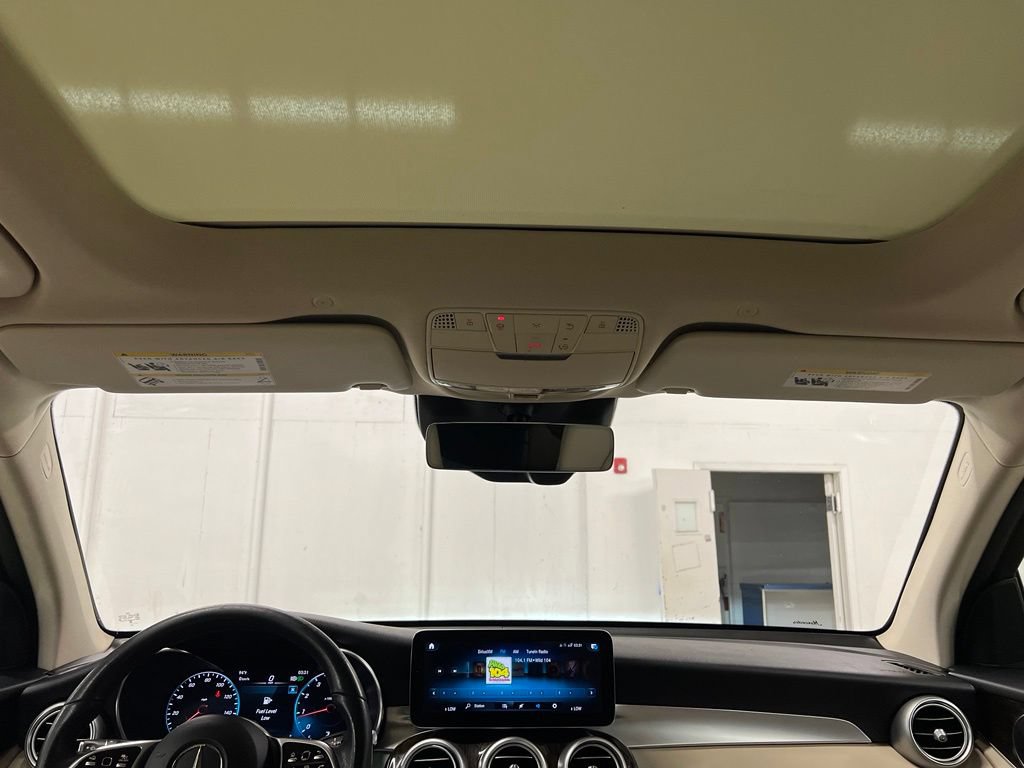 Certified 2022 Mercedes-Benz GLC 300 image 11