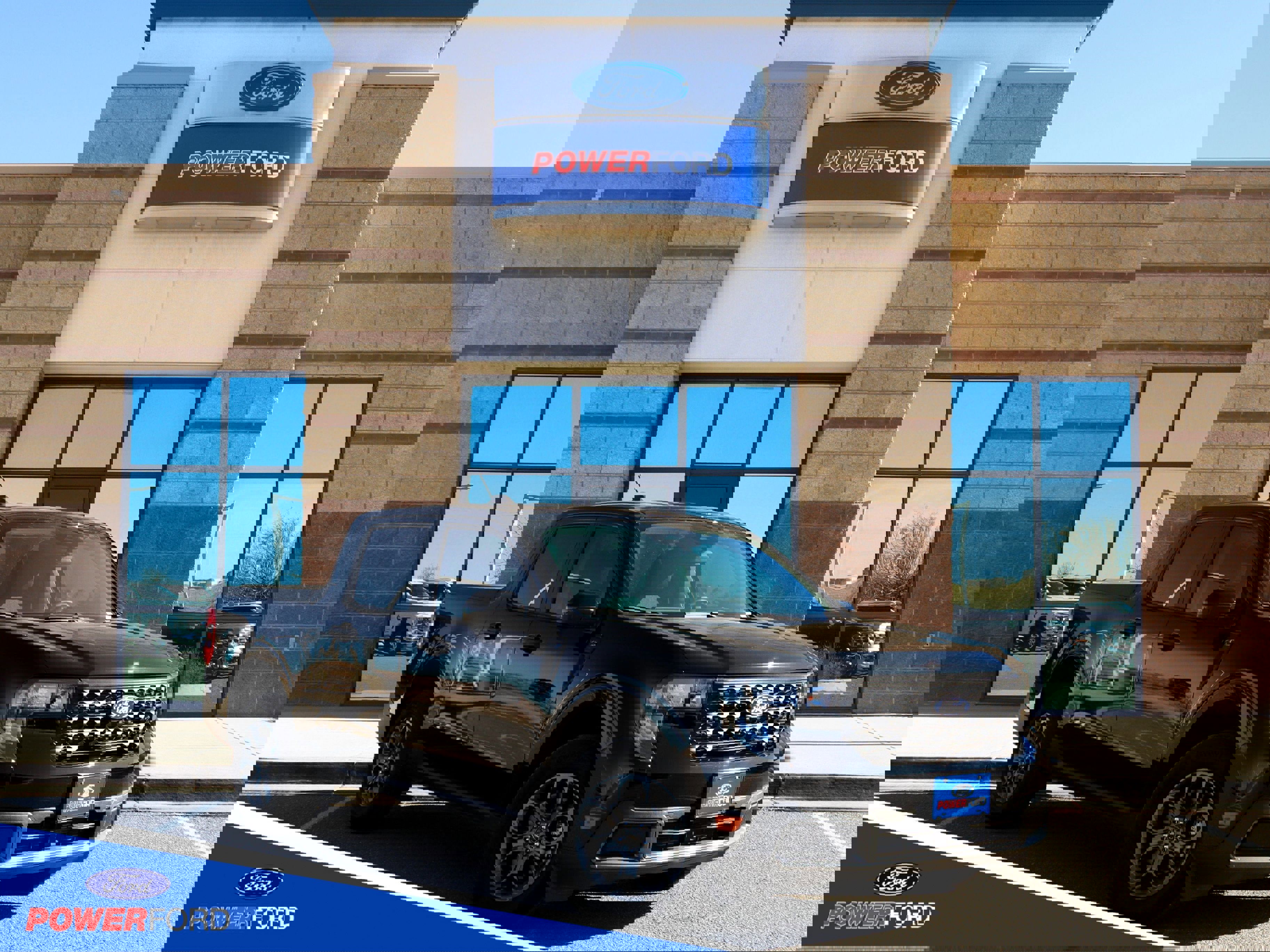 New 2025 Ford Maverick XLT w/ XLT Luxury Package