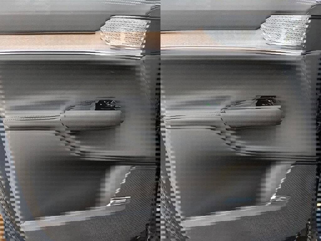 New 2025 Volvo EX90 Ultra image 10