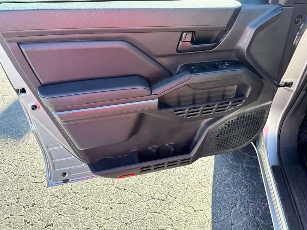 Used 2024 Toyota Tacoma SR5 RWD image 10