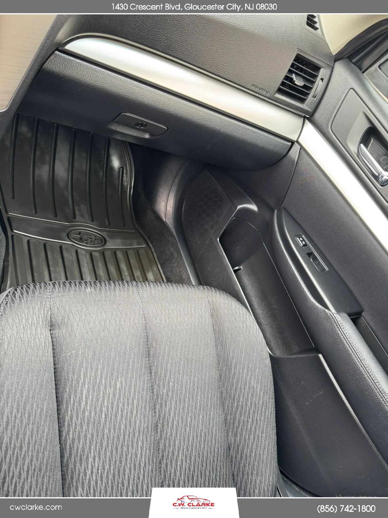 Used 2011 Subaru Legacy 2.5i Premium w/ All-Weather Pkg image 17