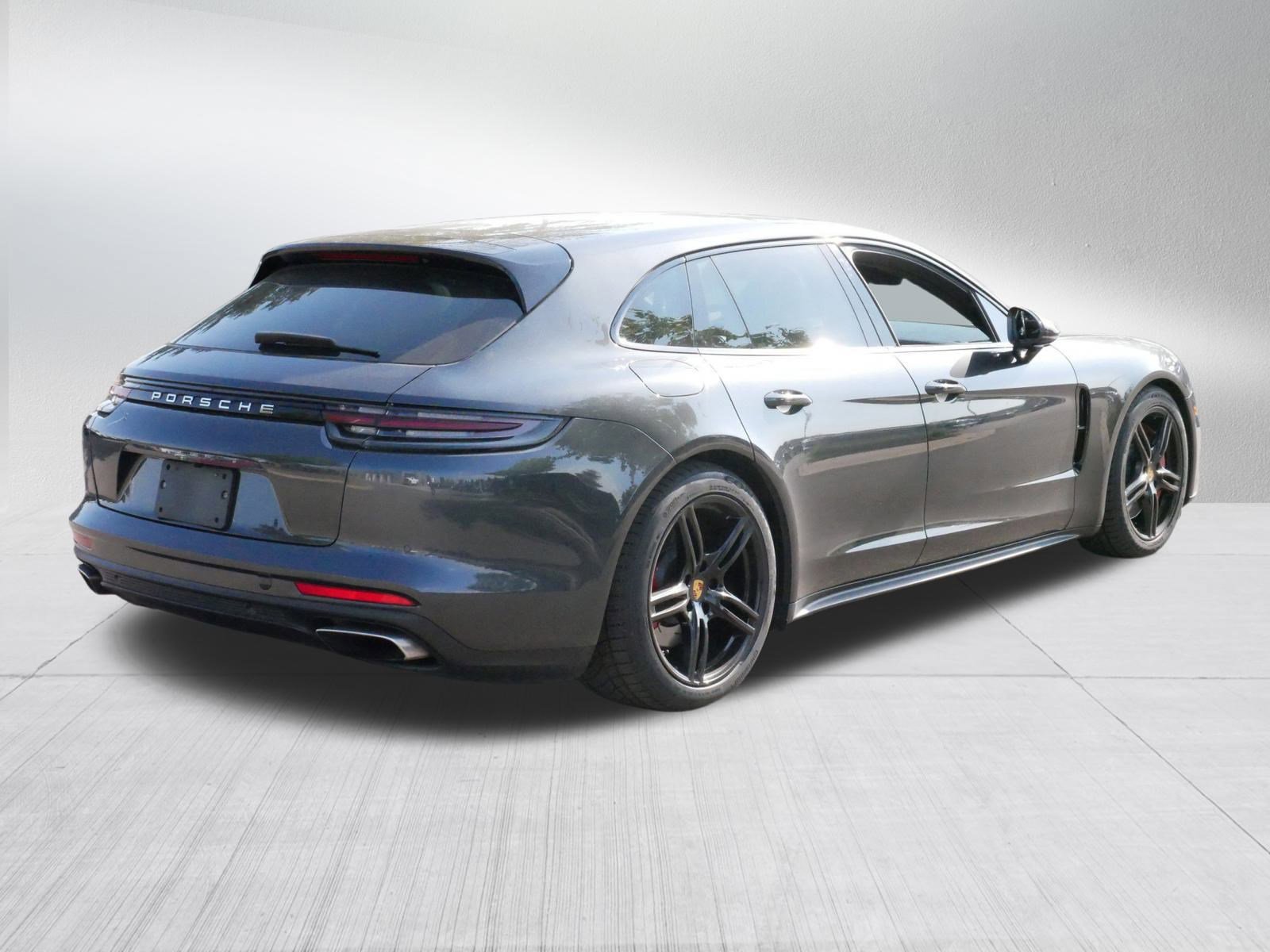 Used 2018 Porsche Panamera 4 image 7