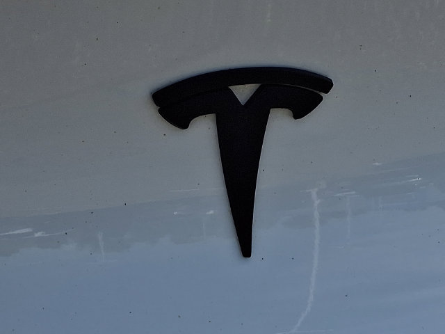 Used 2022 Tesla Model Y Performance AWD/4WD image 31