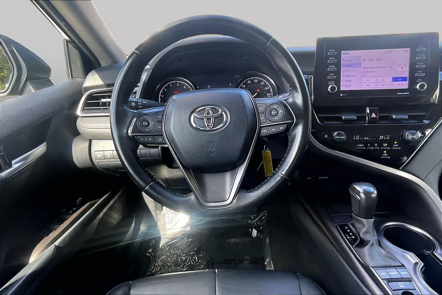 Used 2024 Toyota Camry SE AWD/4WD image 6
