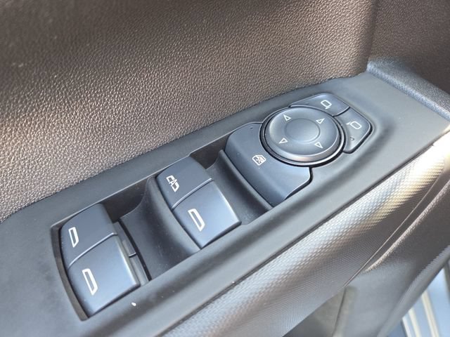 Used 2025 Chevrolet Silverado 1500 Custom RWD image 9