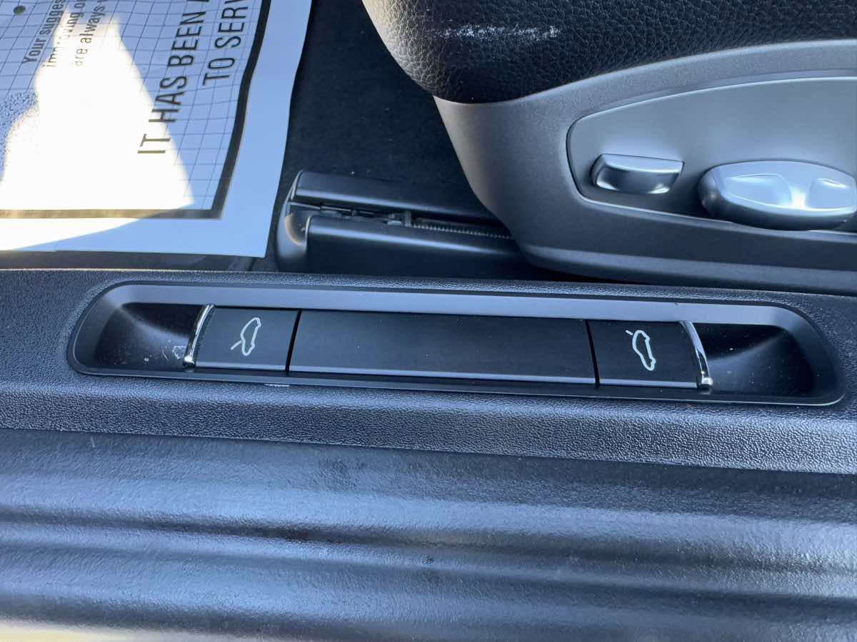 Used 2018 Porsche 718 Cayman S image 31