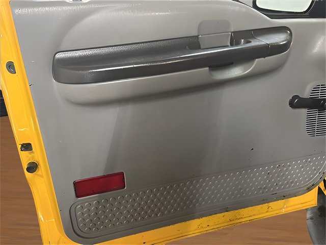 Used 2005 Ford F250 XL image 27