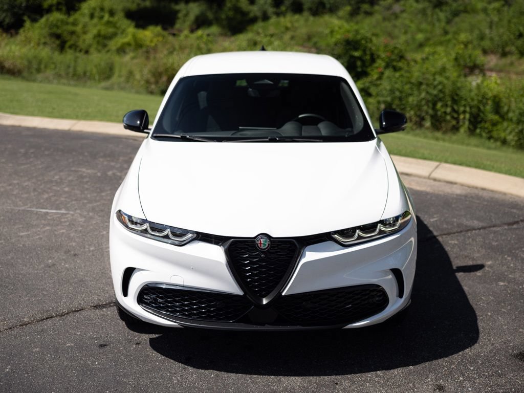 Used 2025 Alfa Romeo Tonale w/ Active Assist Package AWD/4WD image 11