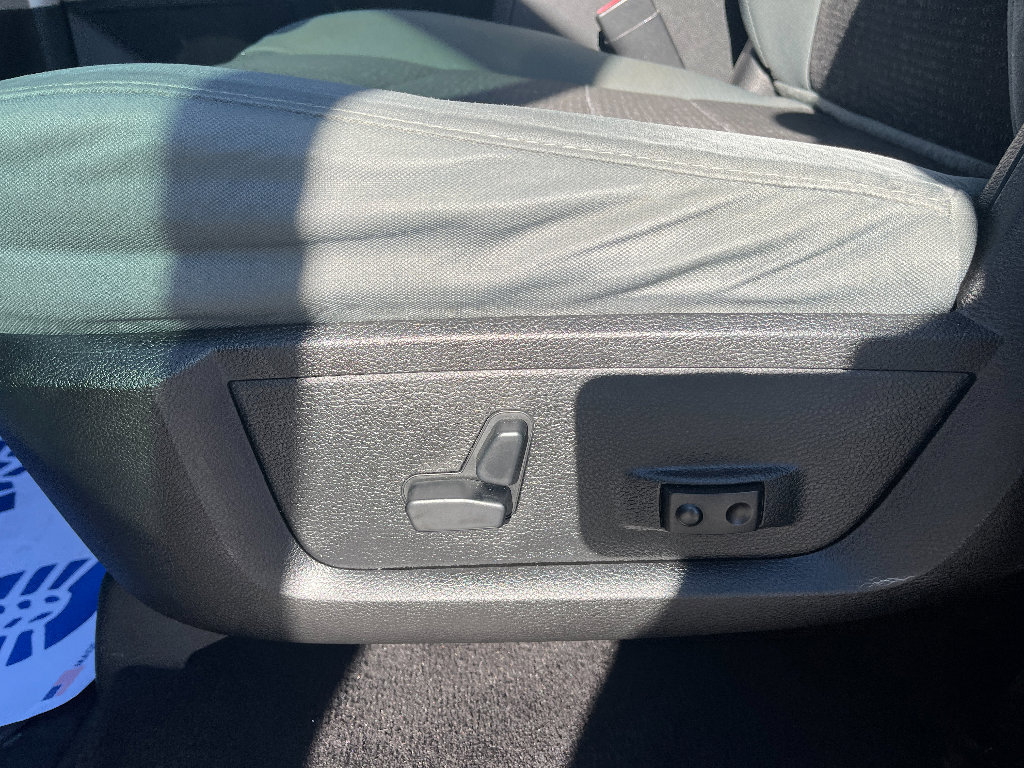 Used 2013 RAM 1500 Big Horn image 26