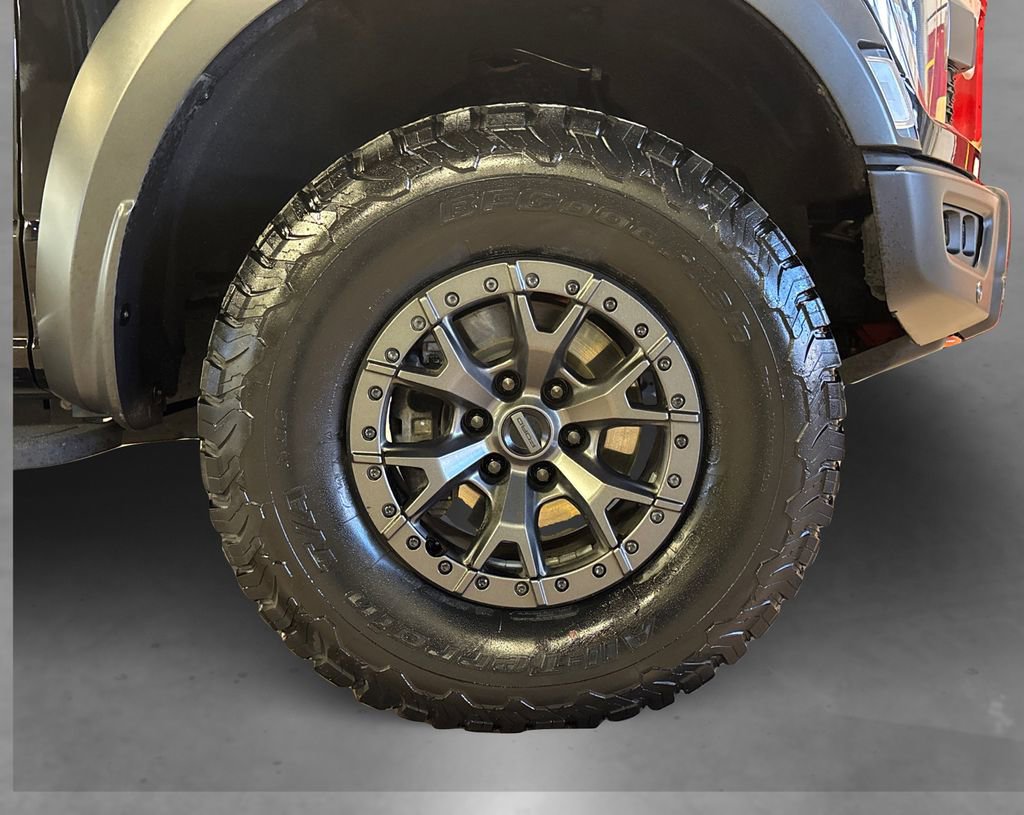 Certified 2021 Ford F150 Raptor w/ Equipment Group 801A High image 20