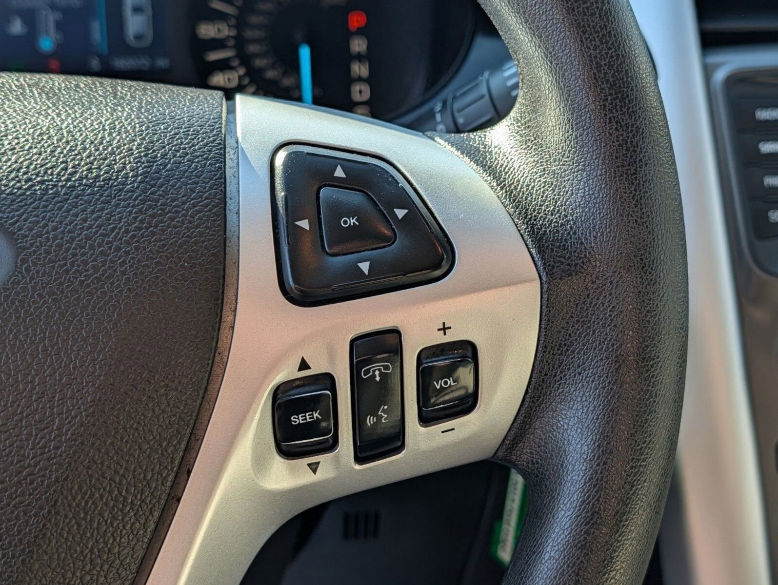 Used 2013 Ford Edge SE image 25