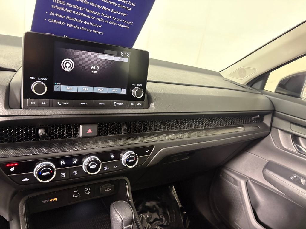 Used 2025 Honda CR-V EX image 18