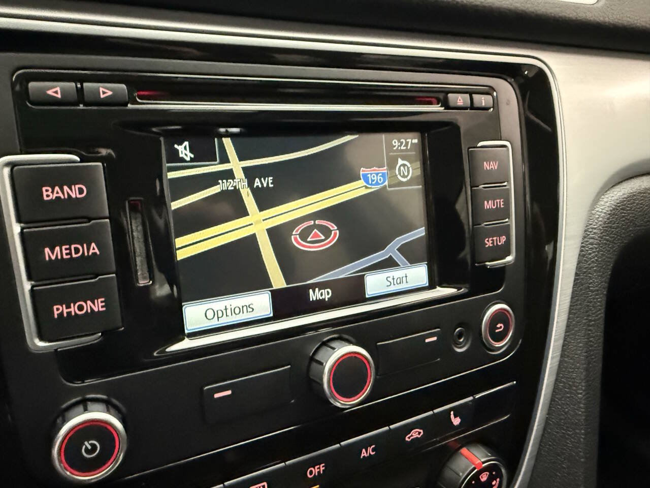 Used 2013 Volkswagen Passat 2.5 SE FWD image 18