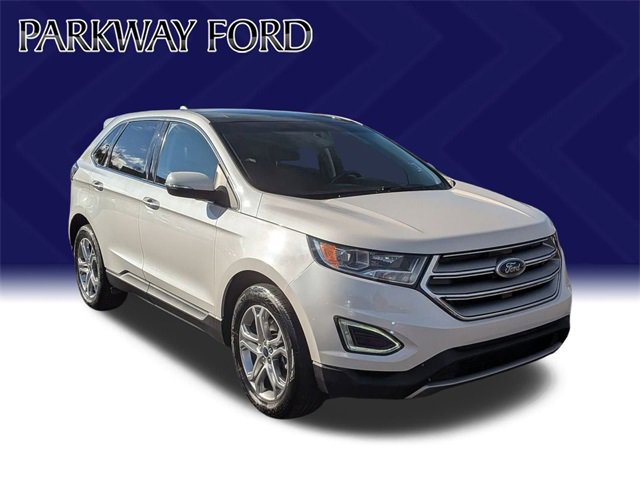 Used 2016 Ford Edge Titanium w/ Equipment Group 301A image 3