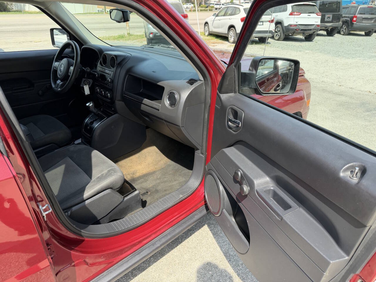 Used 2016 Jeep Patriot Sport FWD image 18