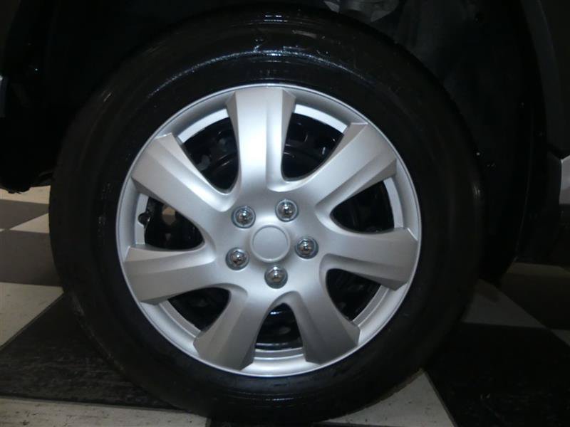 Used 2022 Toyota RAV4 LE AWD/4WD image 32