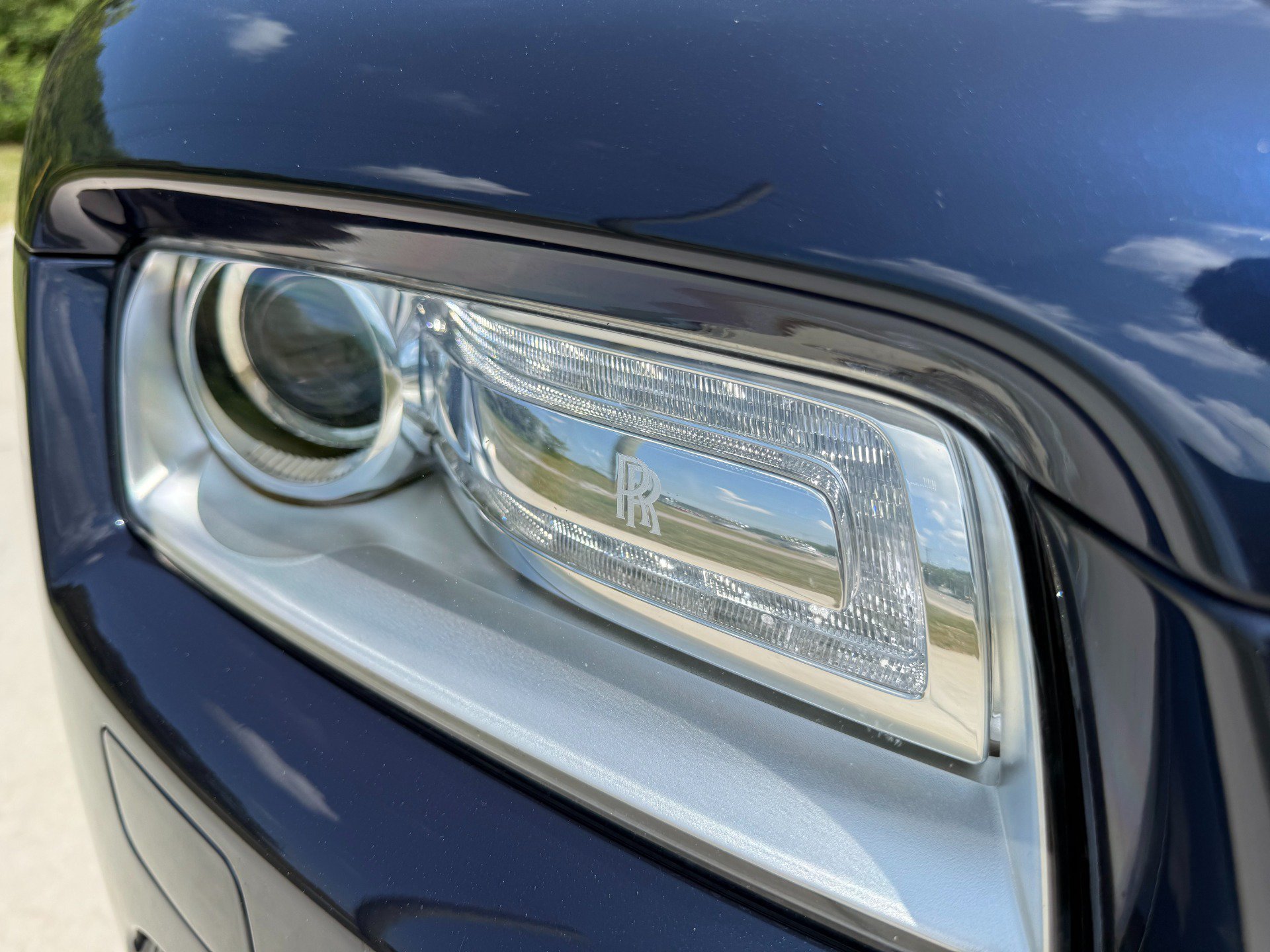 Used 2015 Rolls-Royce Wraith RWD image 47