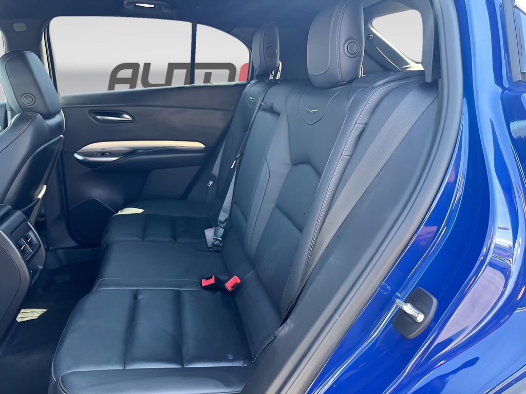 Used 2022 Cadillac XT4 Premium Luxury w/ Safety Alert Package FWD image 22