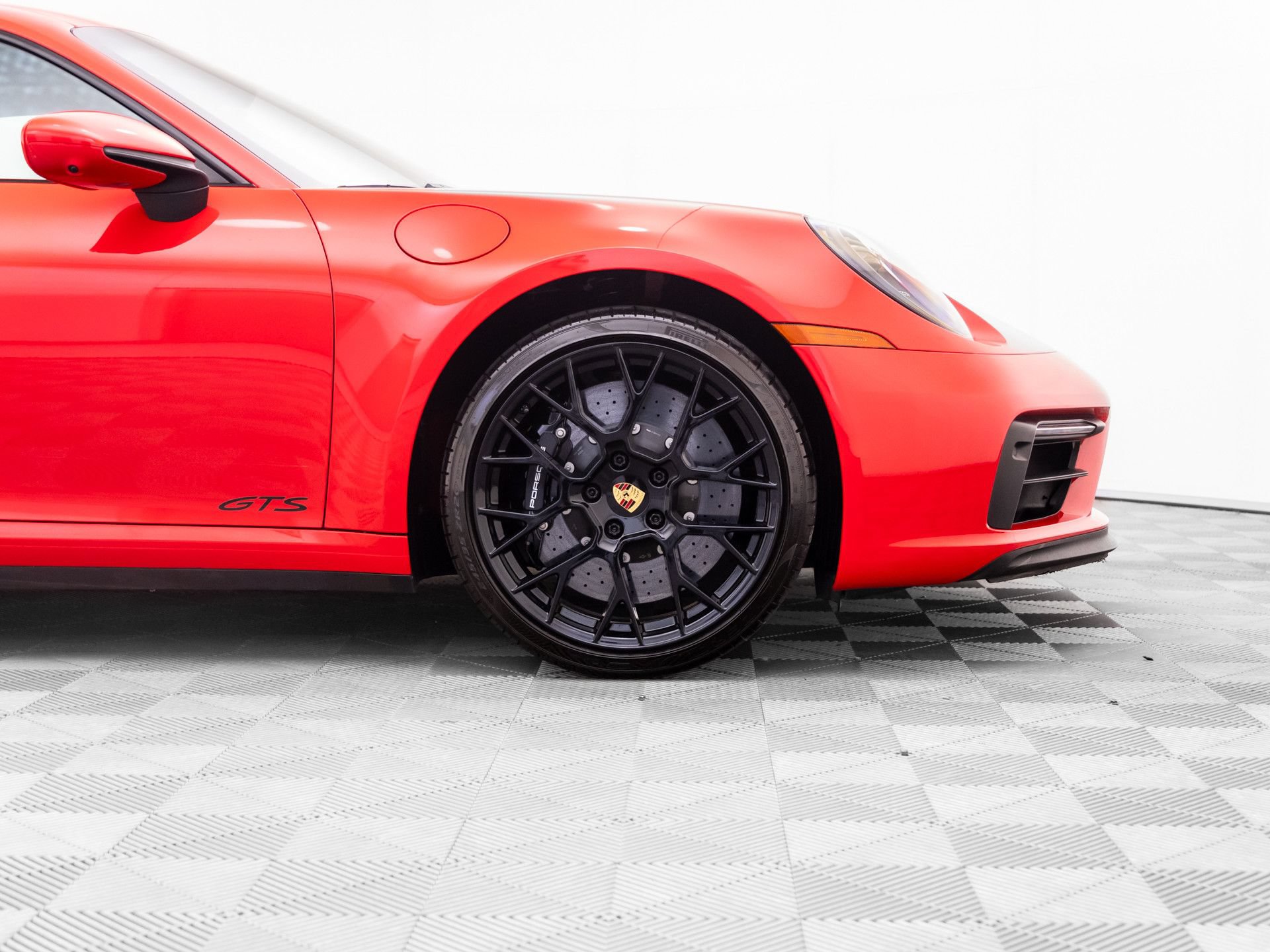 Certified 2023 Porsche 911 Carrera GTS RWD image 30