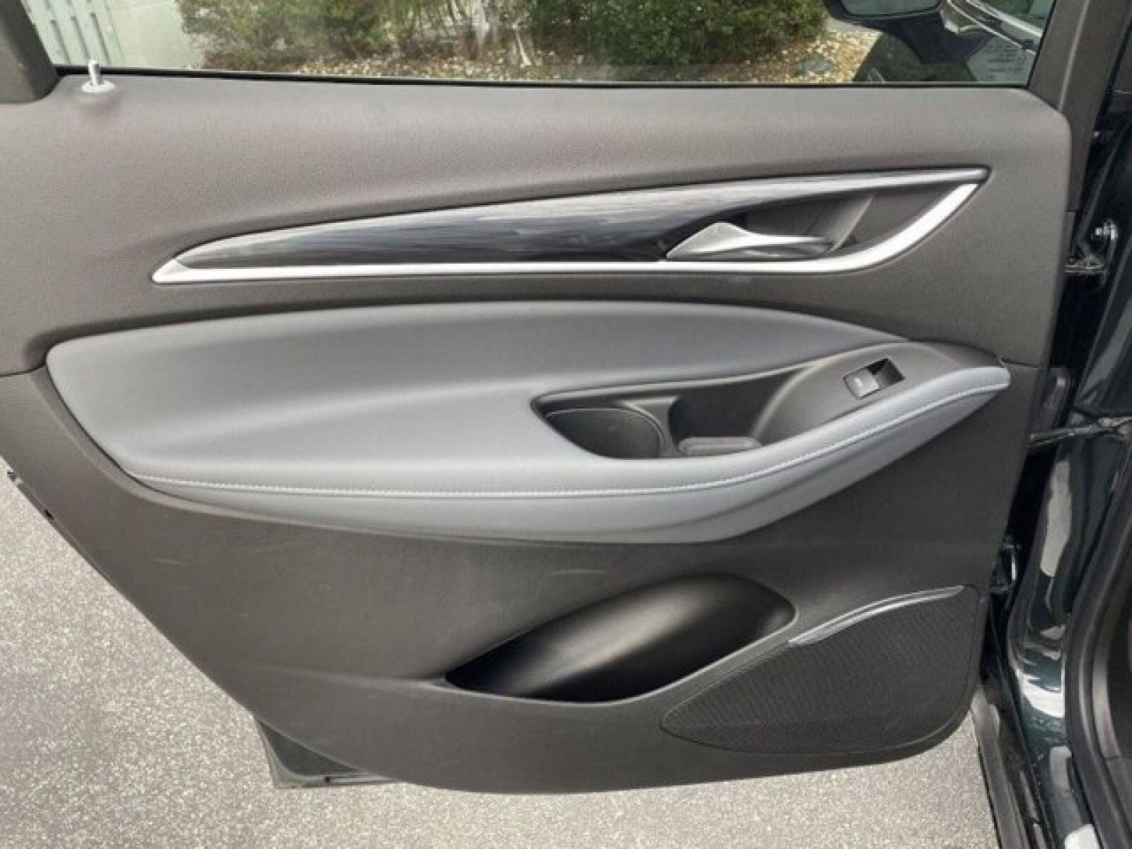 Used 2020 Buick Enclave Premium w/ Surround and Sites Package image 19