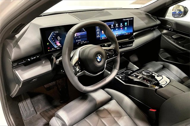 Used 2024 BMW 530i xDrive w/ Convenience Package image 12
