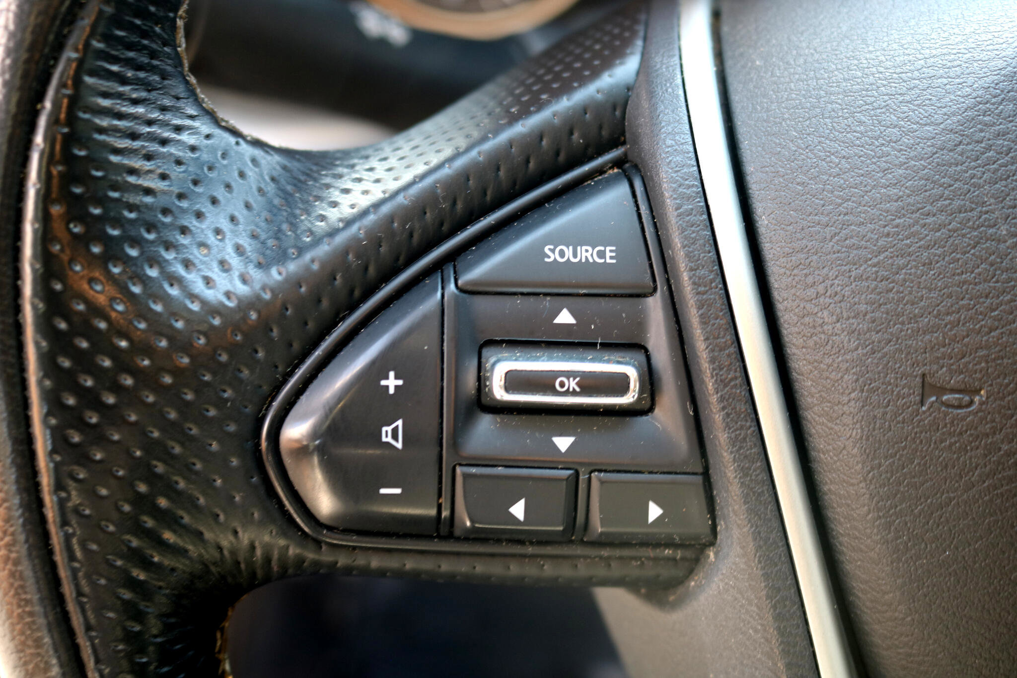 Used 2021 Nissan Maxima 3.5 SV w/ Floor Mat Group image 21