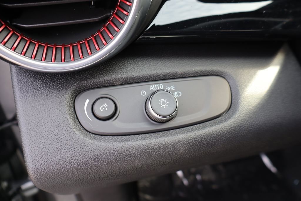 New 2026 Chevrolet Trax RS w/ Sunroof Package image 11