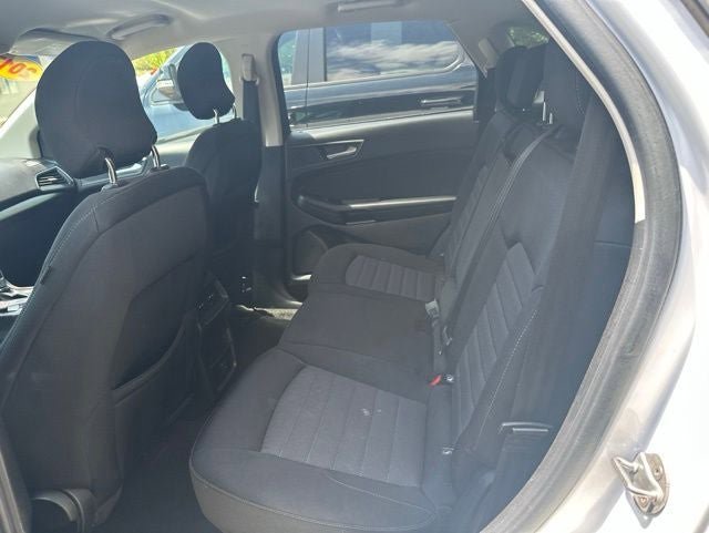Used 2017 Ford Edge SE AWD/4WD image 15