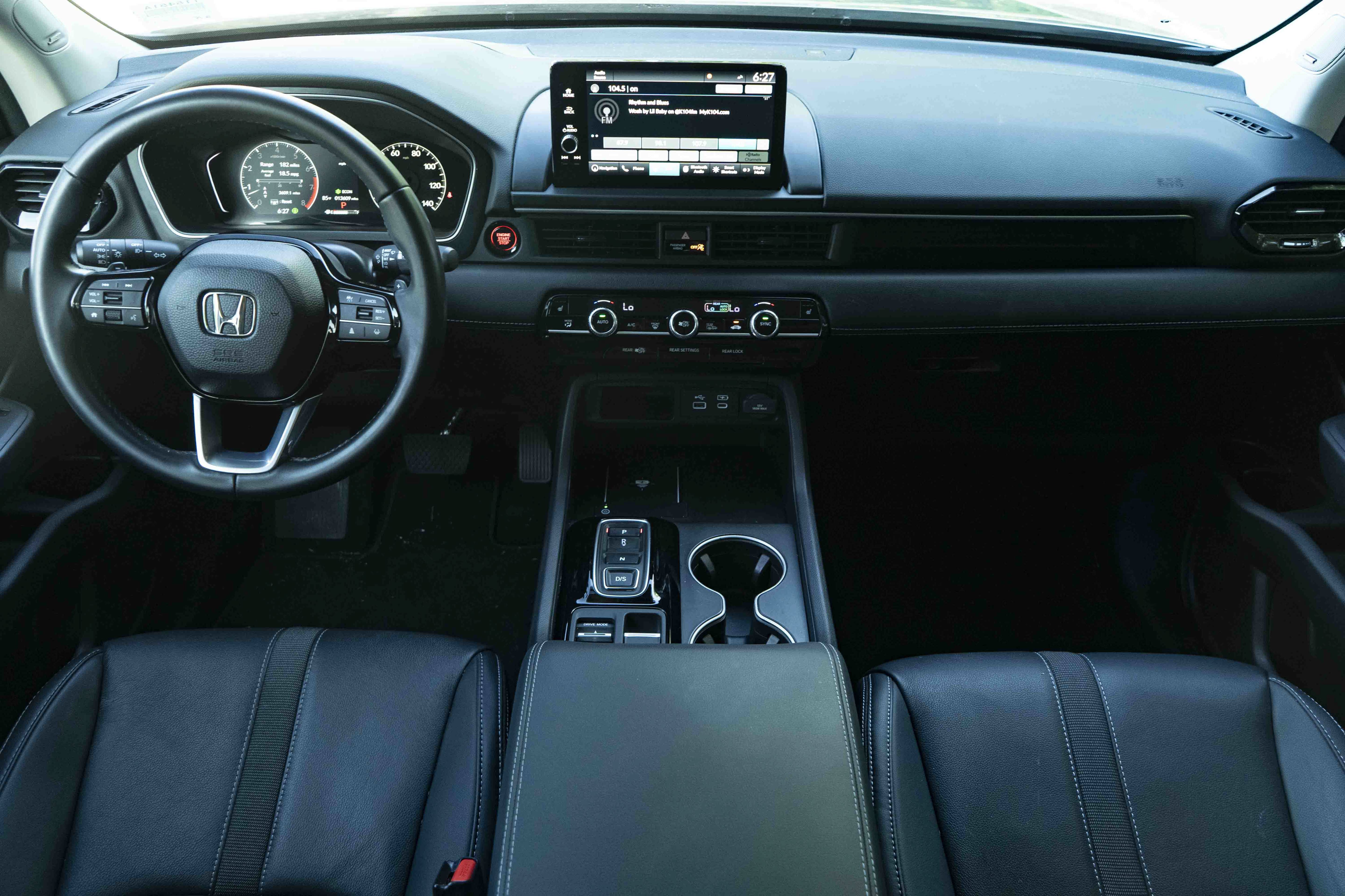 Used 2025 Honda Pilot Touring image 27