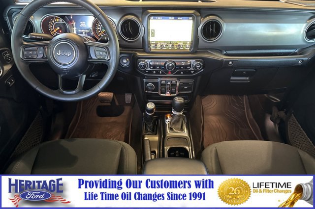 Used 2022 Jeep Gladiator Sport AWD/4WD image 13