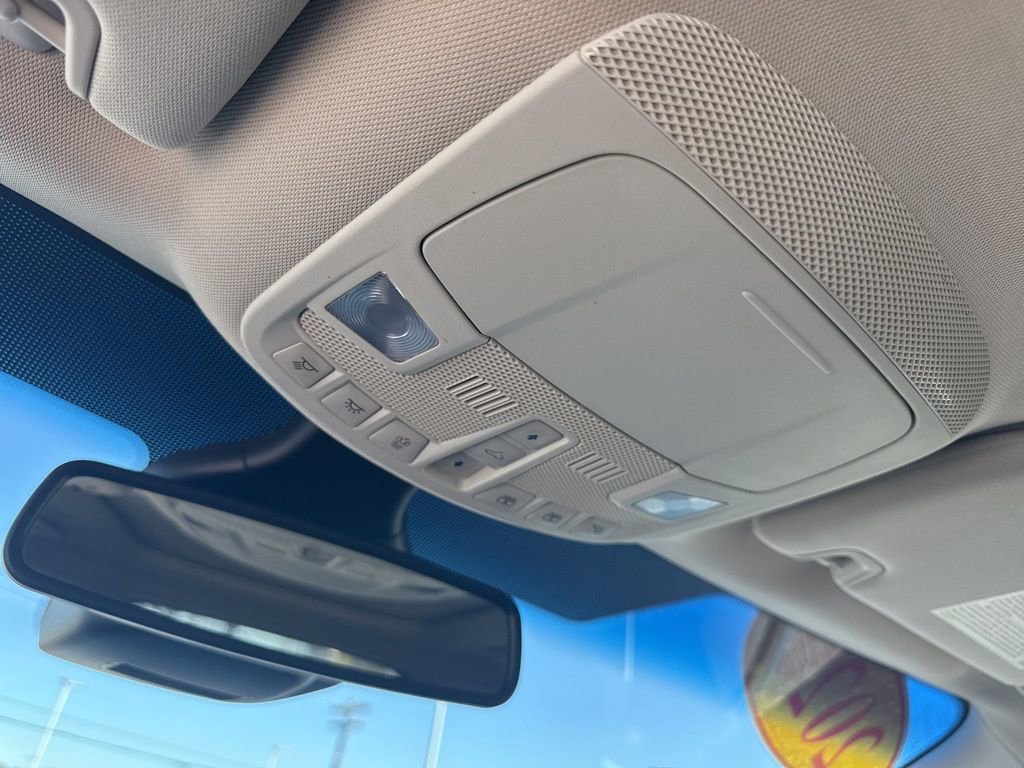 Used 2020 Ford Edge Titanium w/ Equipment Group 301A image 29