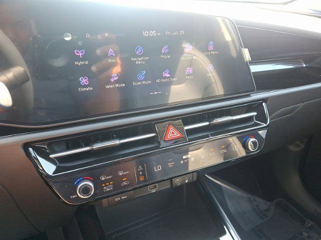 New 2025 Kia Niro SX image 8