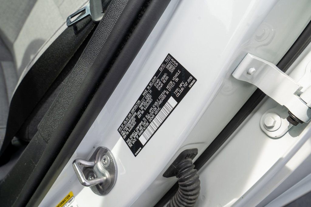 Used 2023 Volvo XC40 Recharge Ultimate image 21