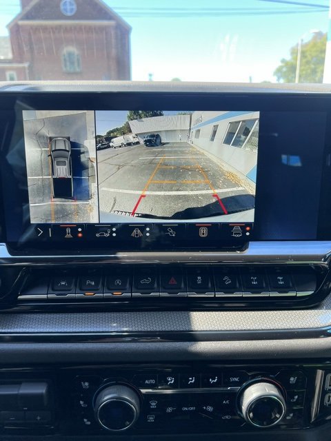 Used 2024 Chevrolet Silverado 1500 ZR2 w/ Technology Package image 38