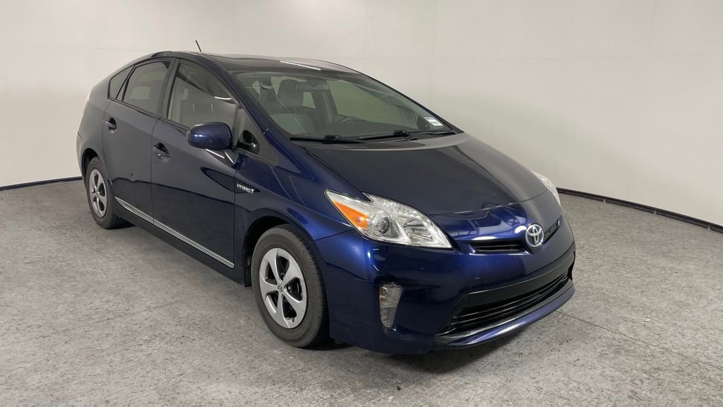 Used 2013 Toyota Prius Three w/ Preferred Accessory Pkg image 1