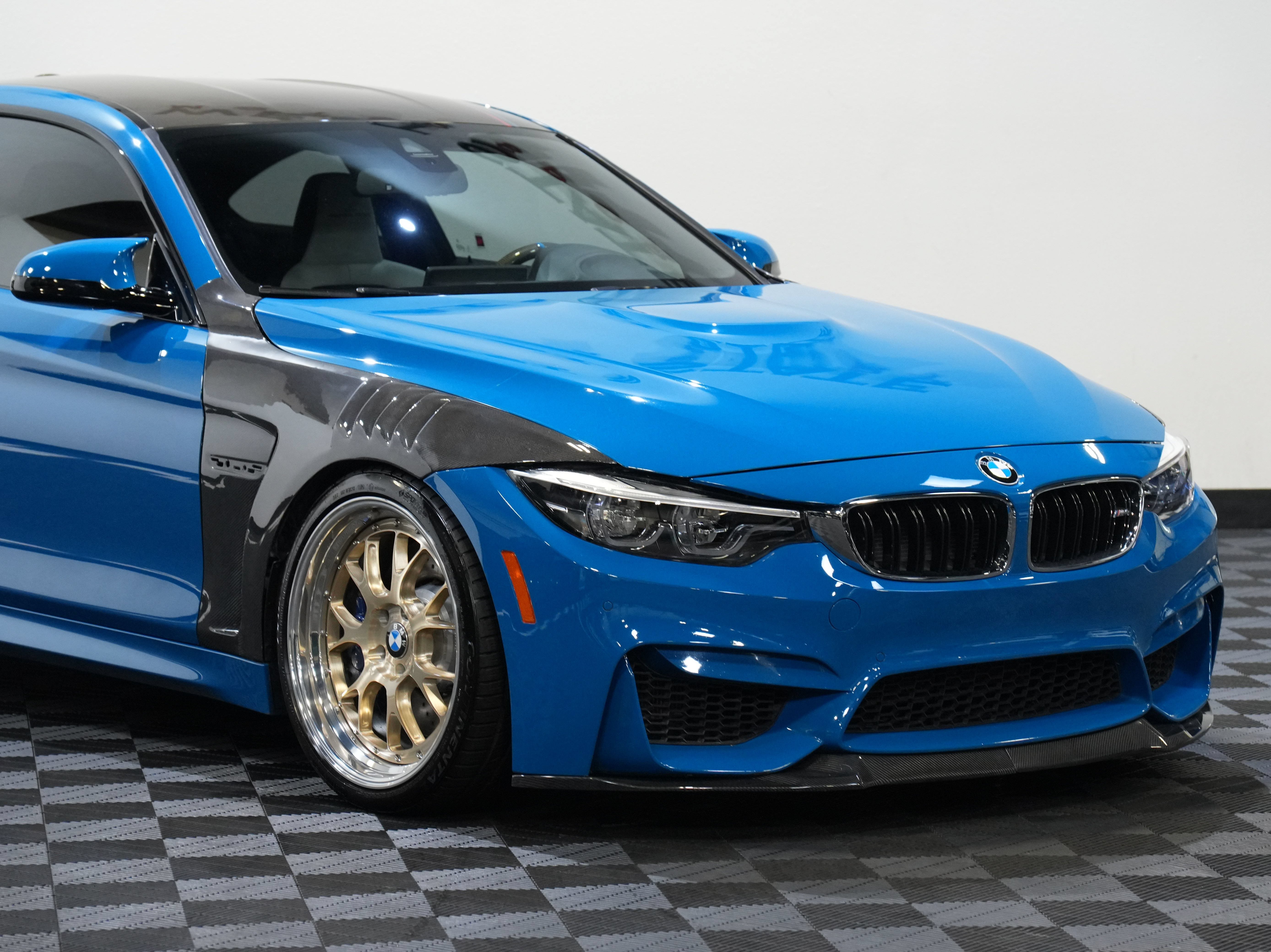 Used 2020 BMW M4 Coupe w/ Competition Package RWD image 9