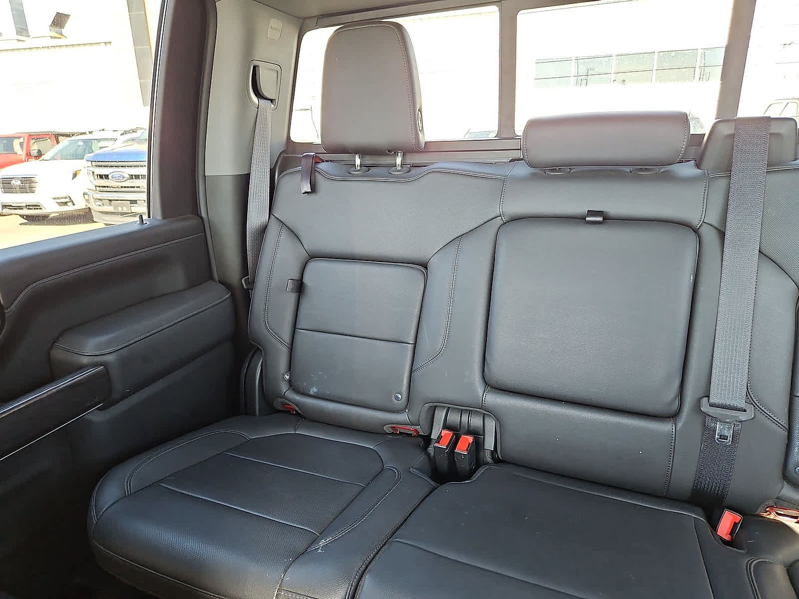 Used 2022 Chevrolet Silverado 2500 LTZ w/ LTZ Convenience Package AWD/4WD image 13