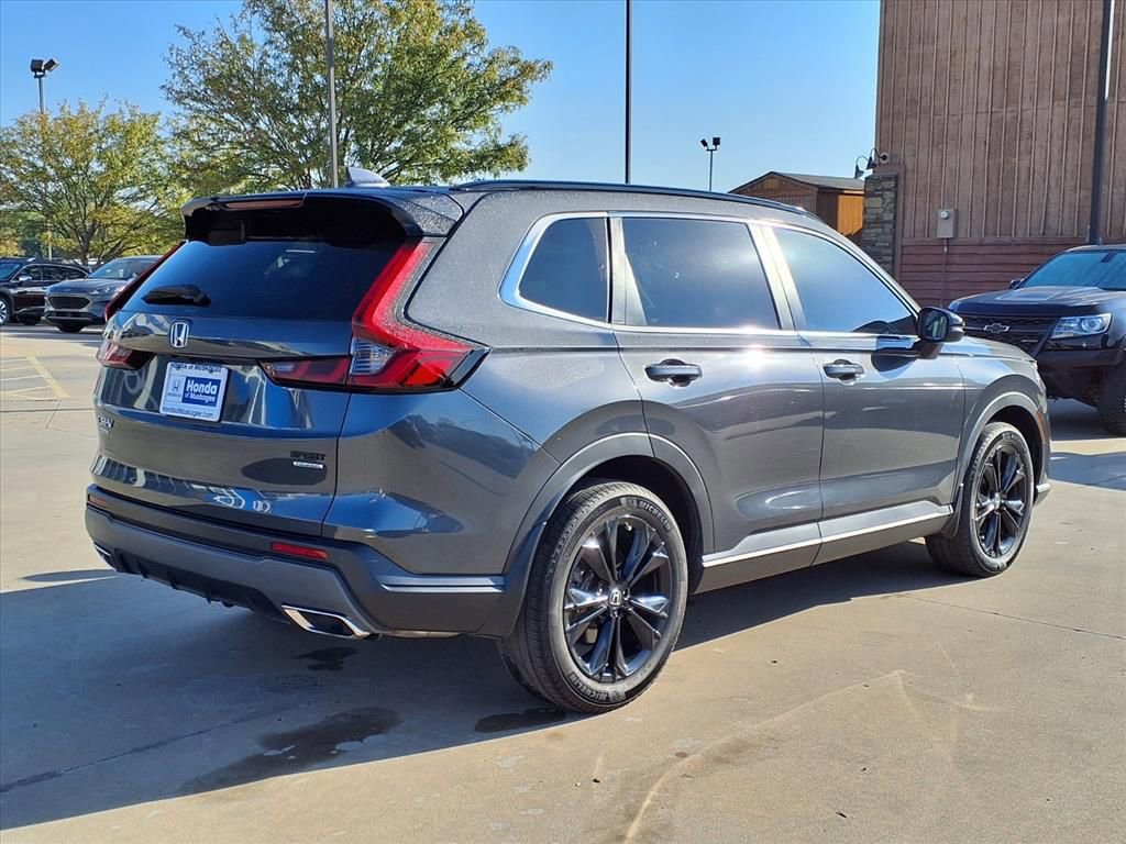 Used 2023 Honda CR-V Sport Touring image 2