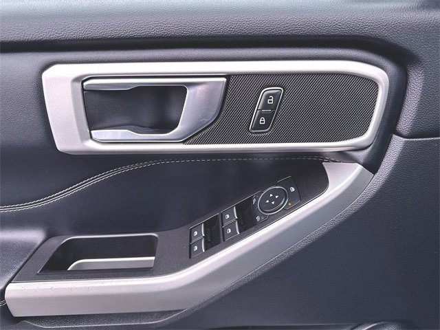 Used 2020 Ford Explorer XLT w/ Equipment Group 202A image 22