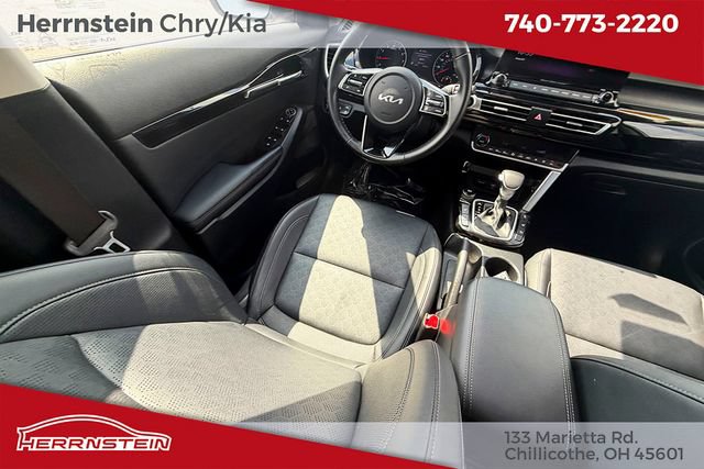 Used 2023 Kia Seltos EX AWD/4WD image 13