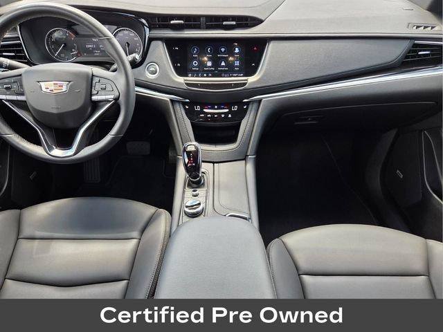 Certified 2025 Cadillac XT6 Luxury FWD image 20