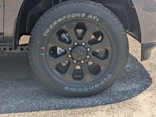 New 2026 RAM 2500 Big Horn AWD/4WD image 12