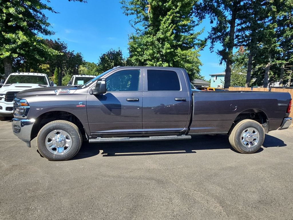 New 2026 RAM 2500 Tradesman AWD/4WD image 4
