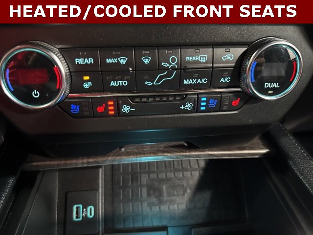 Used 2021 Ford Expedition Limited image 7