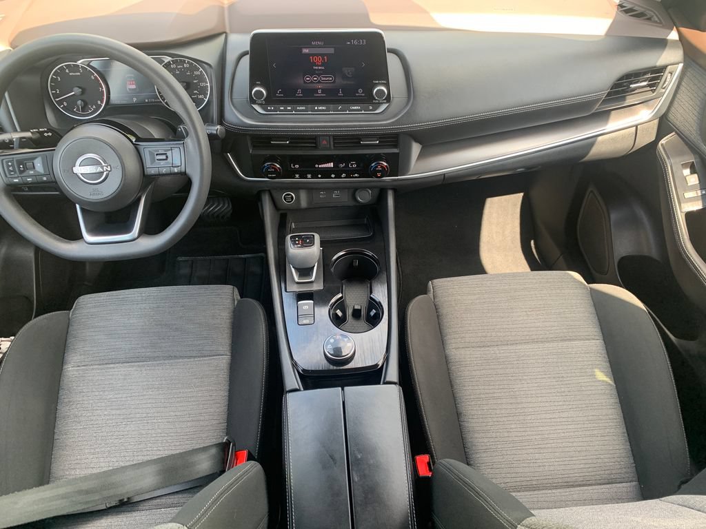 Used 2023 Nissan Rogue SV AWD/4WD image 14
